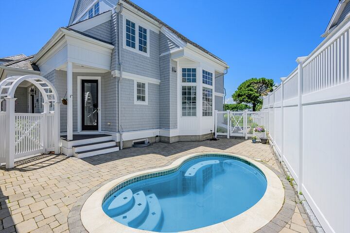 Property Photo:  129 Shore Dr W  MA 02649 