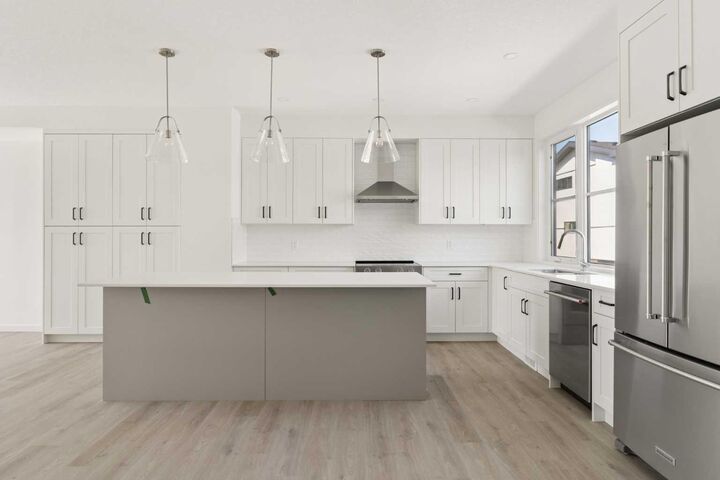 Property Photo: 1453 Naa Drive SW 90 AB T3H 6H7