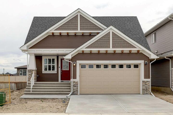 Property Photo:  351 Baywater Common SW  AB T4B 0A7 