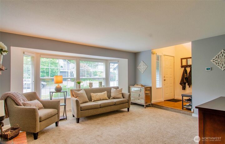 Property Photo:  13936 SE 158th Street  WA 98058 