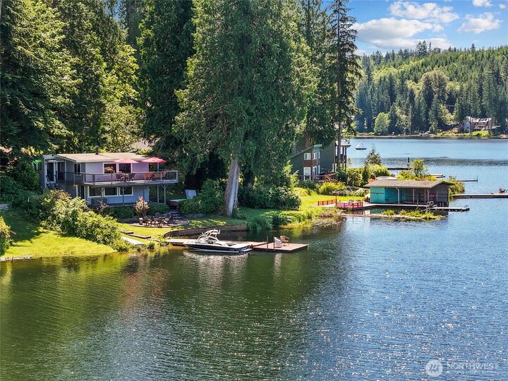 Property Photo: 1012 S Lake Roesiger Road WA 98290