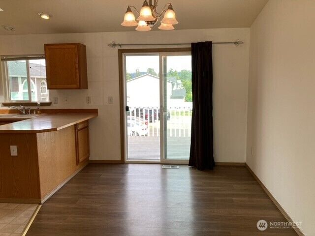 Property Photo:  10429  56th Drive NE  WA 98270 