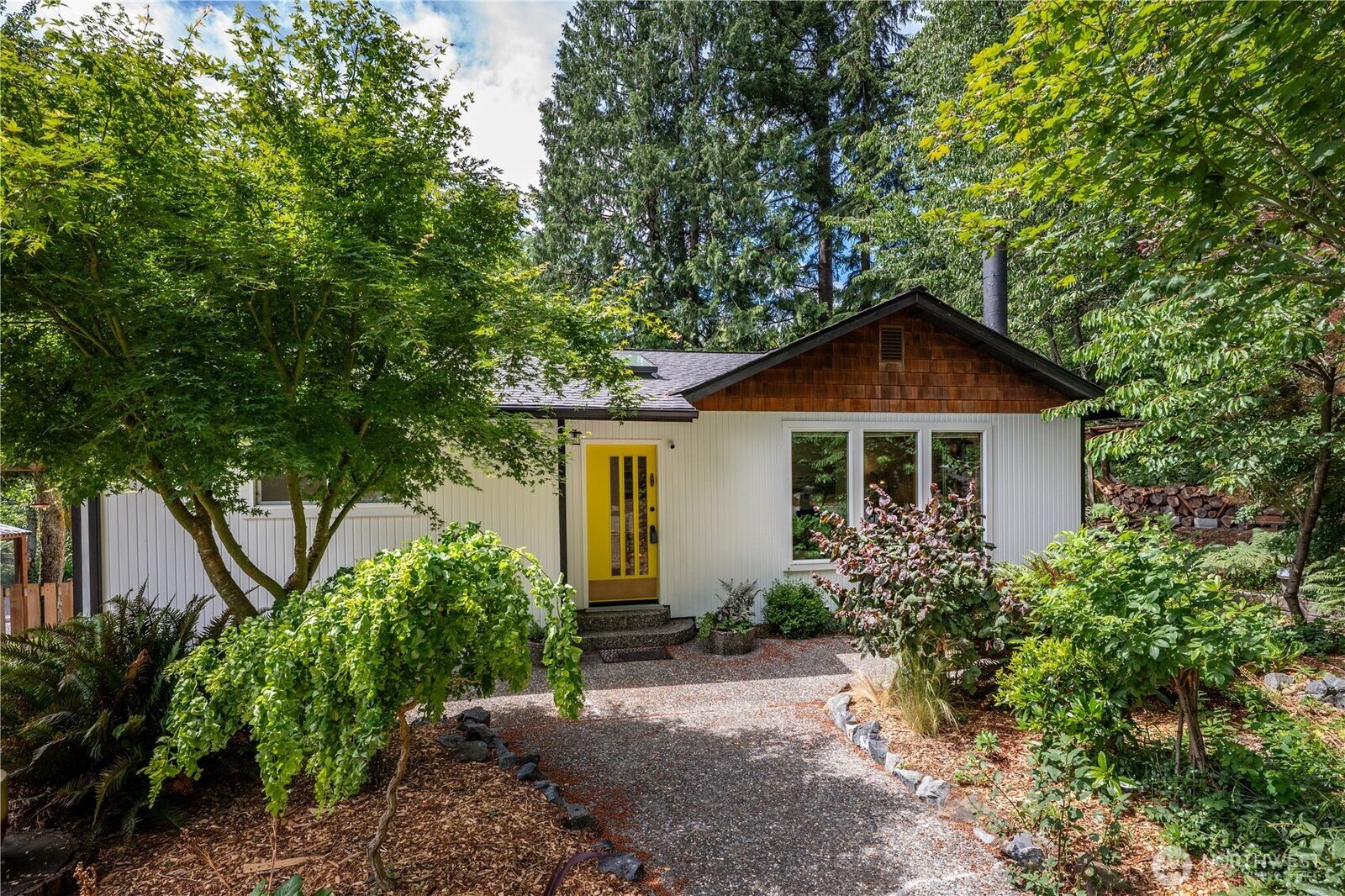 Property Photo: 18104 76th Avenue W WA 98026