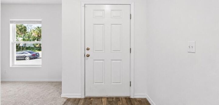 Property Photo: 2033 SW Leafy Road FL 34953