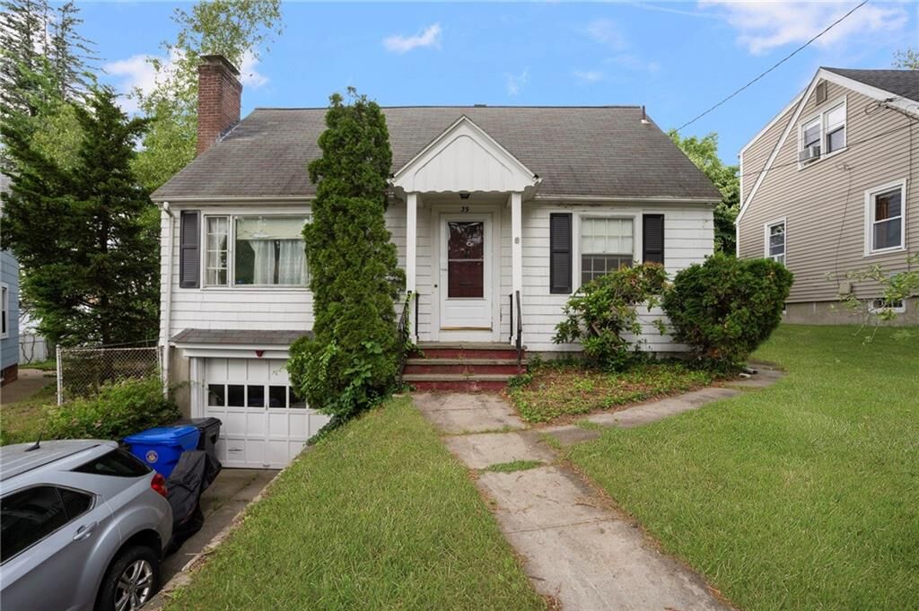 Property Photo:  39 Greenfield Avenue  RI 02911 
