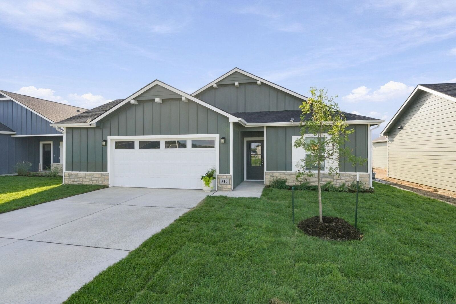 Property Photo:  319 N Woodstone St  KS 67037-7821 