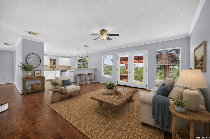 Property Photo:  988 Summit Rd  TX 78063 