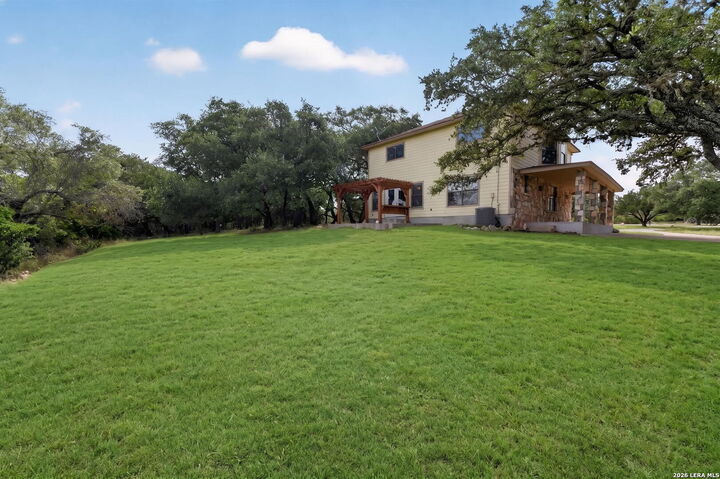 Property Photo: 988 Summit Rd TX 78063
