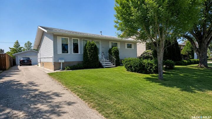 10326 Henderson Drive — photo 1