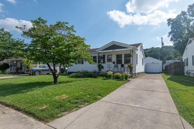Property Photo: 864 Orange Street OH 45601