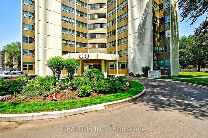 2323 Confederation Parkway 807 — photo 1