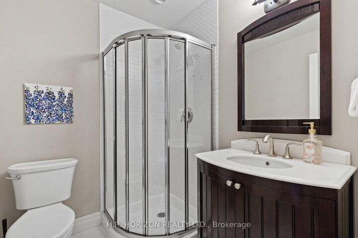 Property Photo: 214 Russell Street E ON N0H 2P0