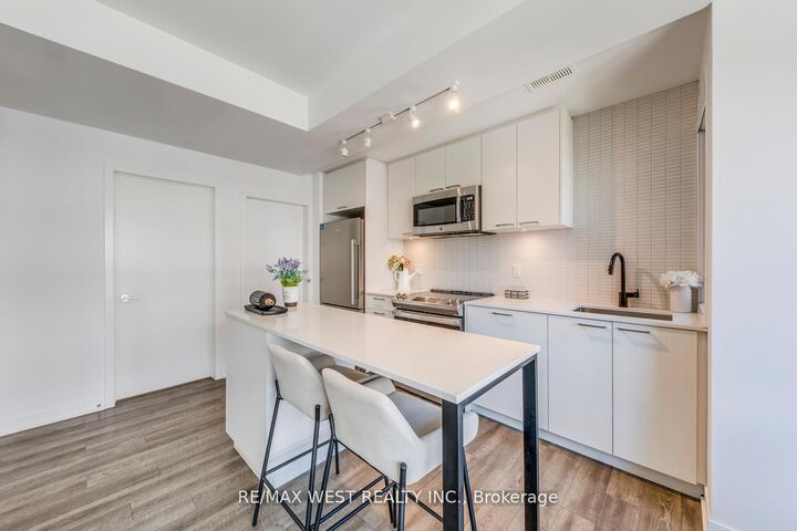 Property Photo: 30 Ed Clark Gardens Boulevard 14 ON M6N 0B5