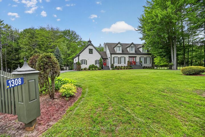 Property Photo:  1308 Lily Bay Drive North Drive N  ON K6V 7C7 