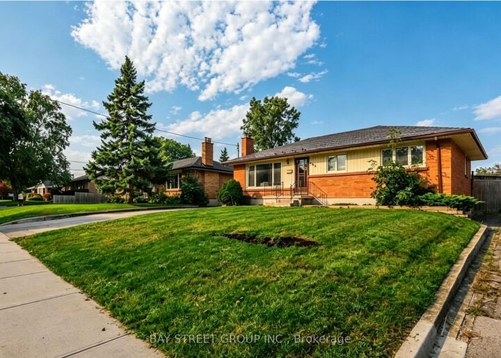 Property Photo: 385 Beachwood Avenue ON N6J 3J9