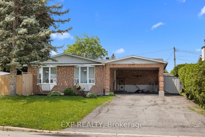Property Photo: 396 Hatfield Crescent ON K1E 1M8