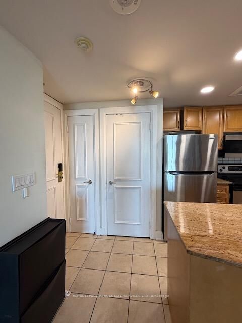 Property Photo: 2737 Keele Street 709 ON M3M 2E9