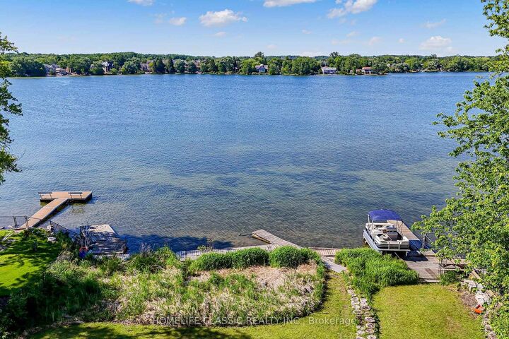 Property Photo: 472 Sunset Beach Road ON L4E 3J2