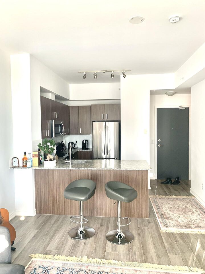 Property Photo:  11611 Yonge Street 629  ON L4E 1G2 