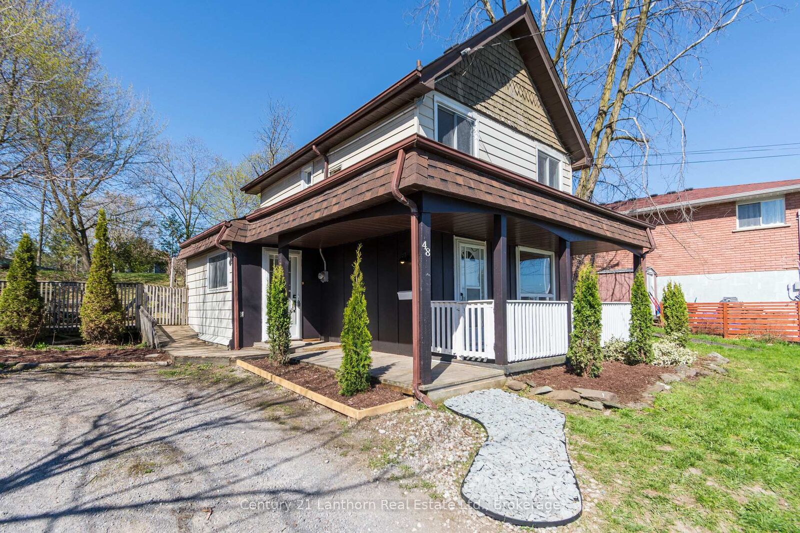 Property Photo: 48 Wallbridge Crescent ON K8P 1Z4