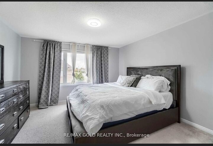 Property Photo:  66 Zelda Road  ON L6R 0B6 