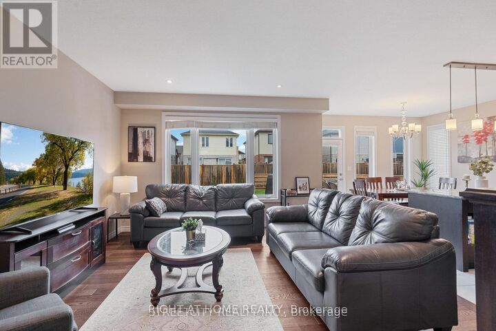Property Photo:  402 Tansbury Street N  ON N6G 0R6 