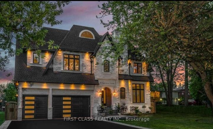 38 Maple Grove Avenue — photo 1