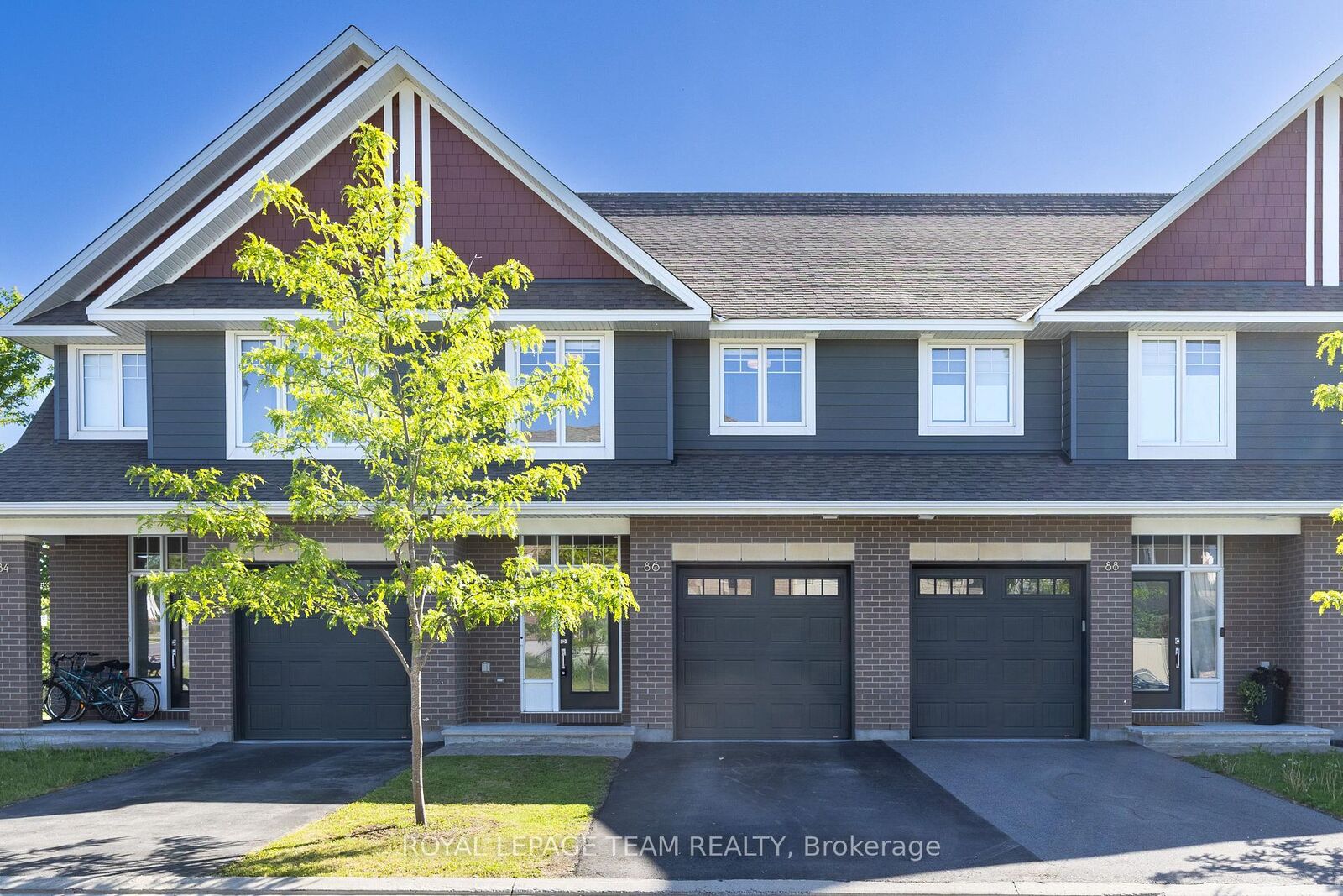 Property Photo:  86 Escarpment Crescent  ON K2T 0L8 