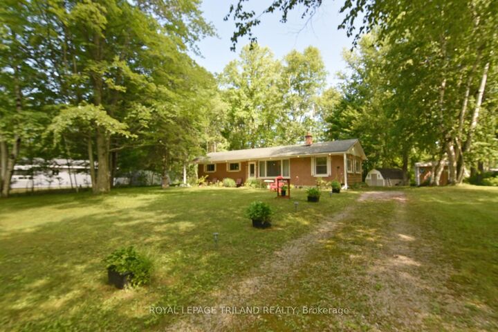 Property Photo: 6302 Huron Drive ON N0N 1J1