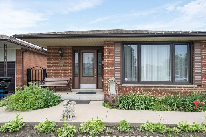 Property Photo:  7279 Vernor Drive  ON L4T 2P5 