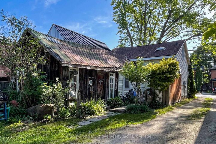 310 Maple Street — photo 1