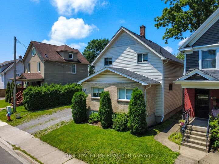 Property Photo: 5223 Palmer Avenue ON L2E 3T9