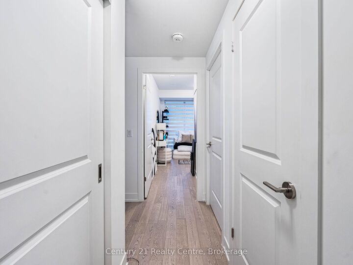Property Photo: 1063 Douglas McCurdy Common ON L5G 0C5