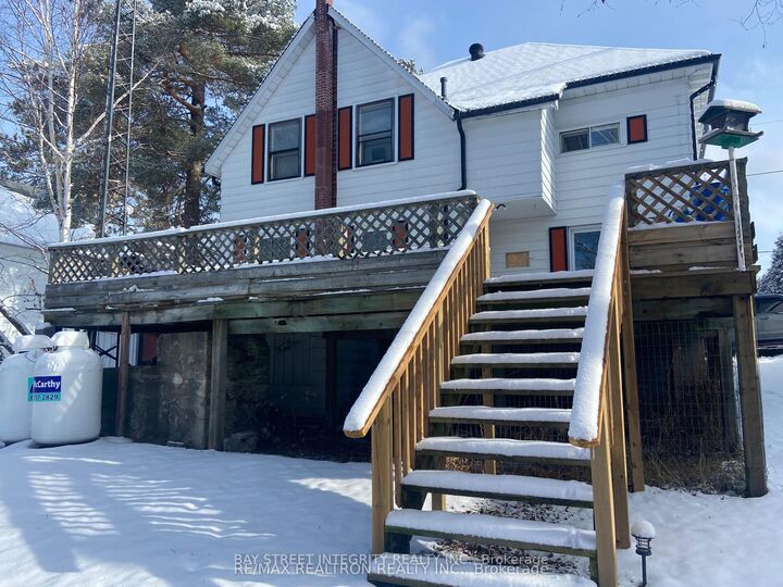 Property Photo: 62 Ottawa Street ON K0J 2M0
