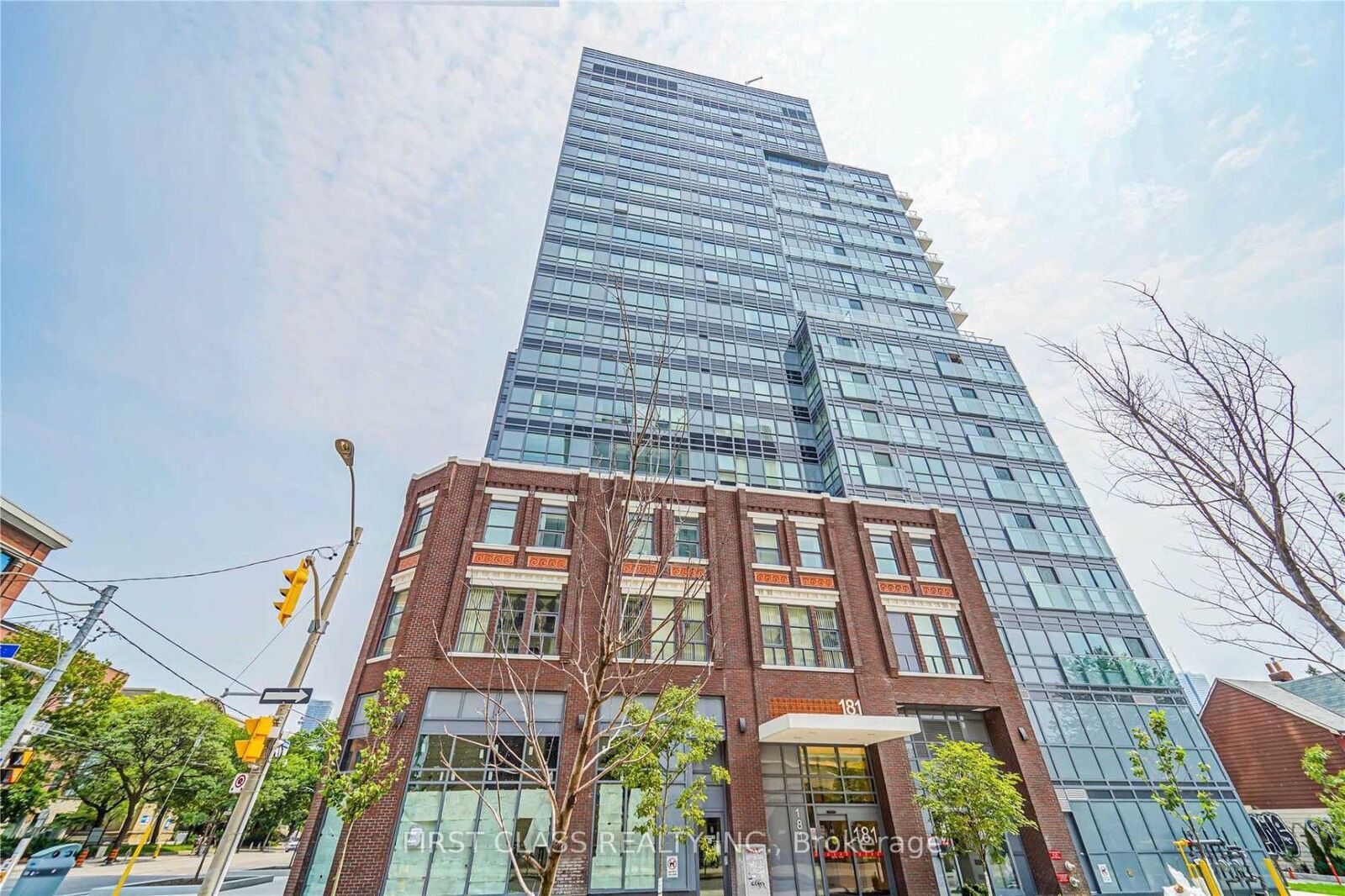 Property Photo:  181 Huron Street 805  ON M5T 0C1 