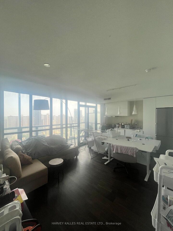Property Photo: 101 Charles Street E 2611 ON M4Y 0A9