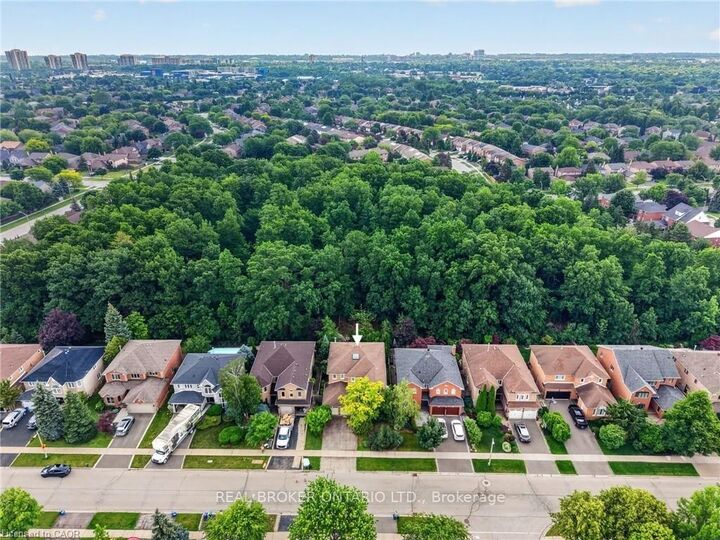 2152 Grand Ravine Drive — photo 1