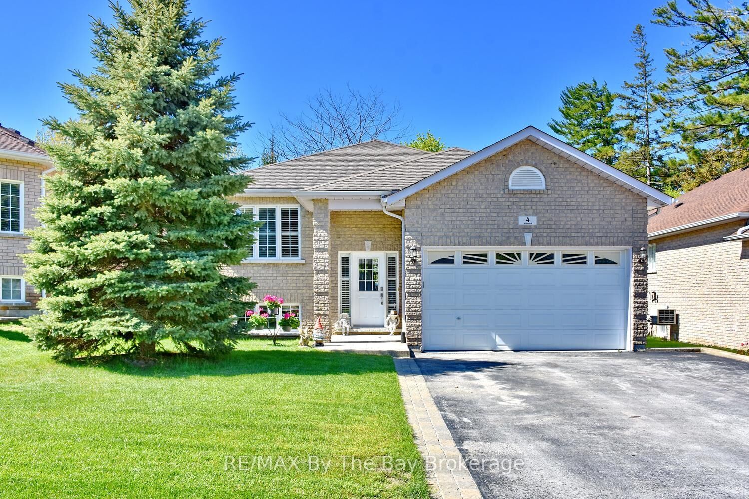 Property Photo: 4 Anthony Street ON L9Z 2N4