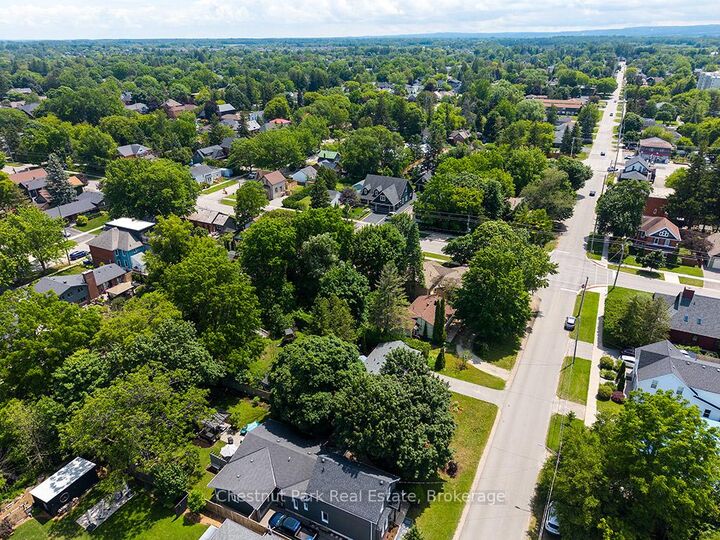 Property Photo: 333 Oak Street ON L9Y 2Y4