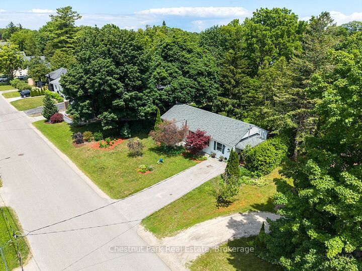 Property Photo: 333 Oak Street ON L9Y 2Y4