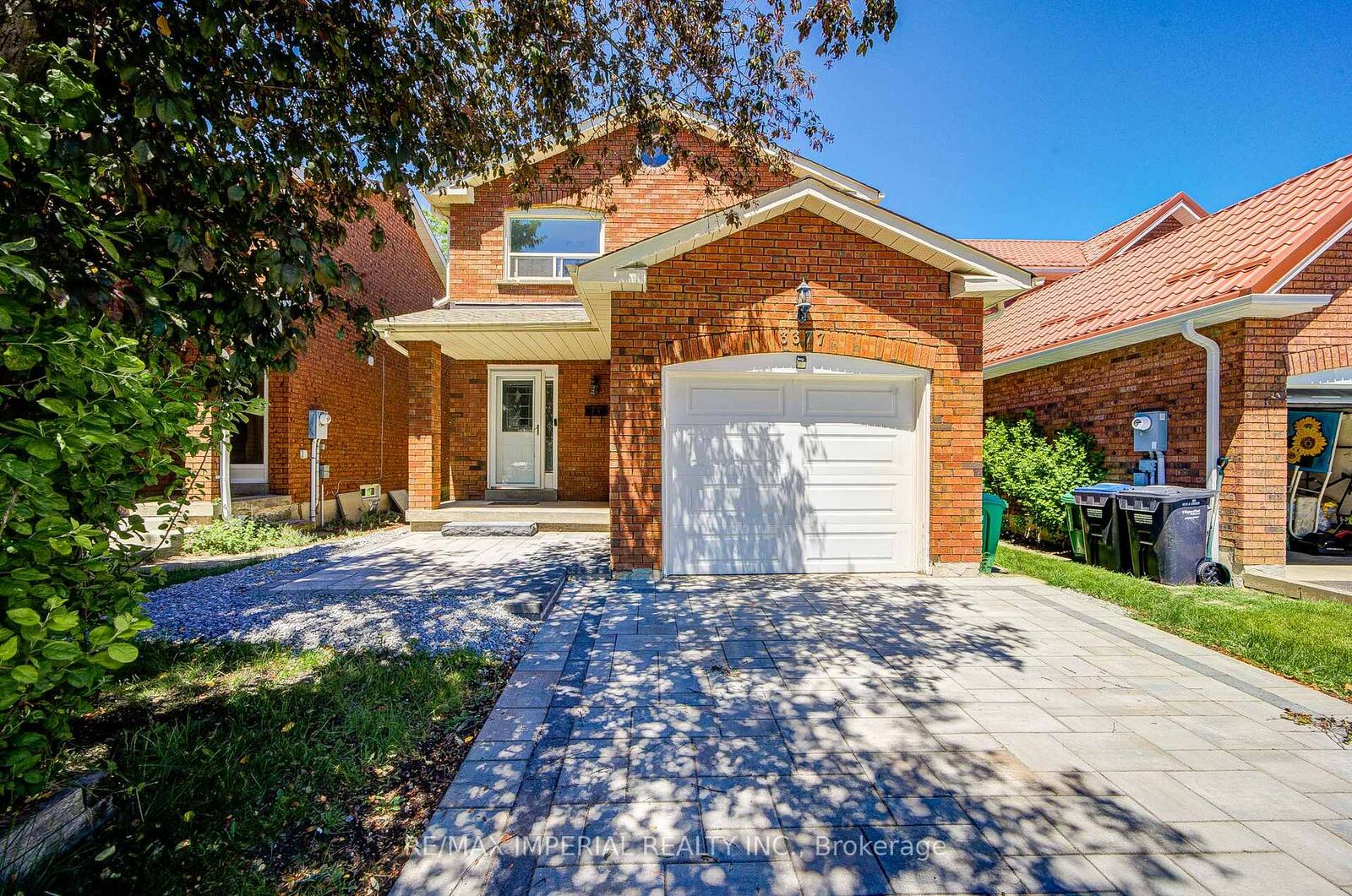 Property Photo:  3377 Hargrove Road  ON L5L 4E6 
