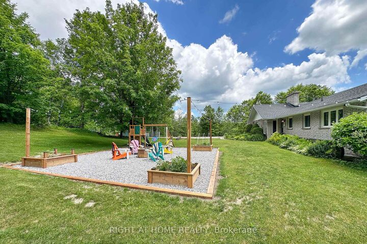 Property Photo:  3710 Skelding Road  ON L0B 1M0 