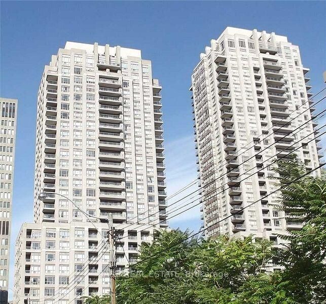 Property Photo:  909 Bay Street 910  ON M5S 1Z9 