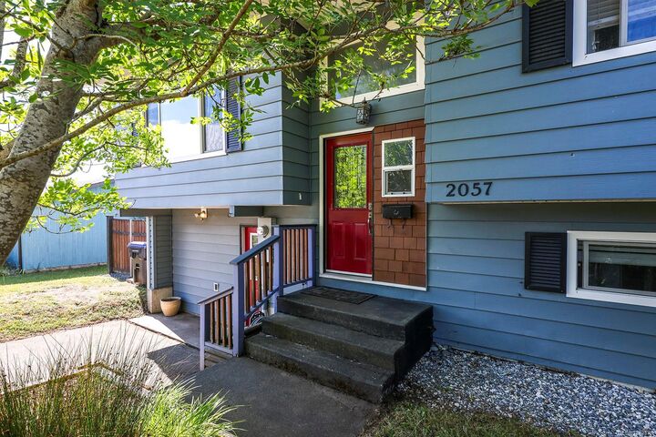 Property Photo:  2057 Hummingbird Pl  BC V9M 2A2 
