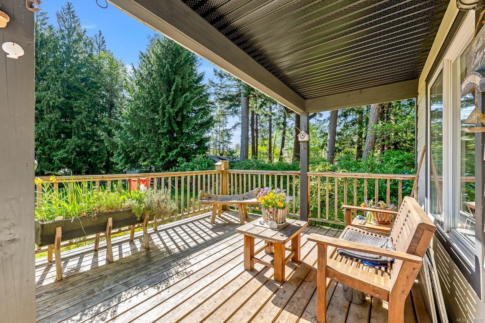 Property Photo: 1495 Baikie Rd BC V0R 1T0