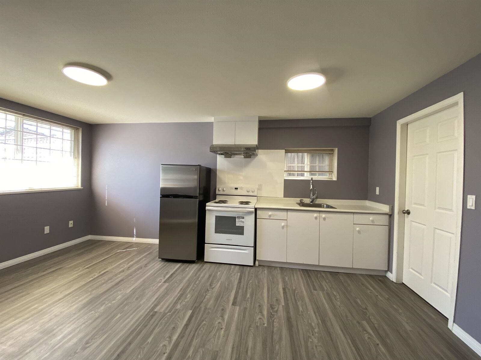 Property Photo:  5536 Neville Street 1 Bed Suite  BC V5J 2H7 