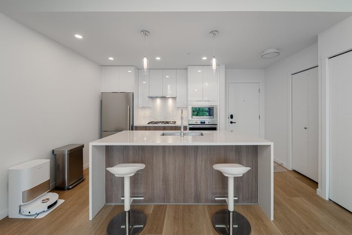 11641 227 Street 413 — photo 1