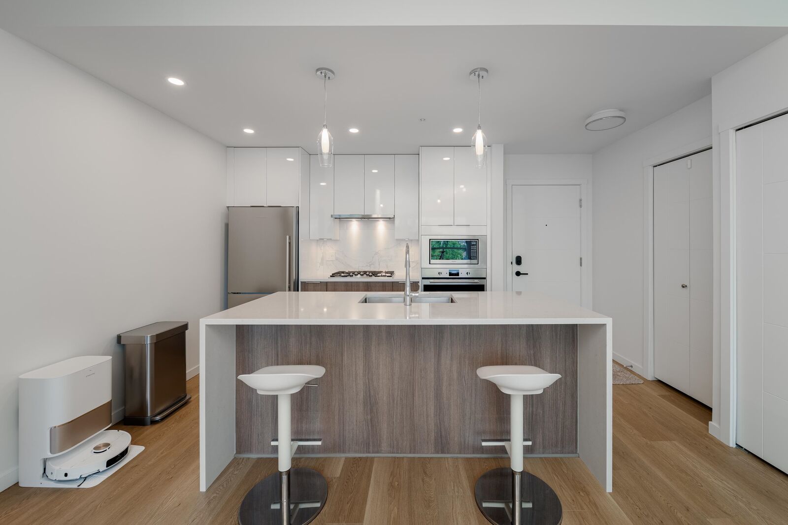Property Photo: 11641 227 Street 413 BC V2X 9J6