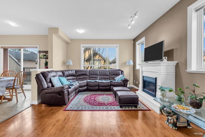 Property Photo: 11511 Steveston Highway 26 BC V7A 1N8