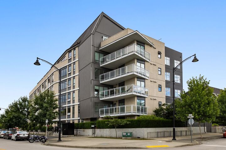 Property Photo: 22226 Brown Avenue 306 BC V2X 4R2